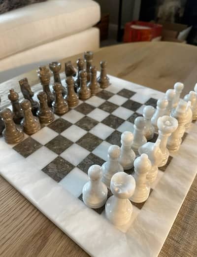 PREMIUM MARBLE CHESS SET