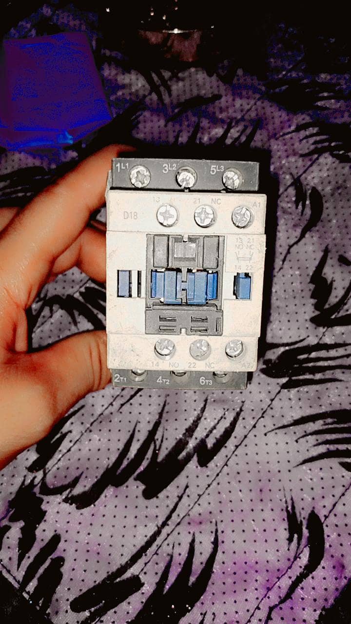 AC connector 1