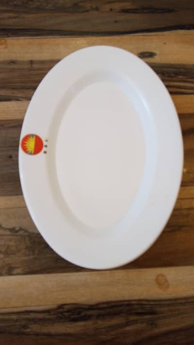 Dining Plates / Dishes