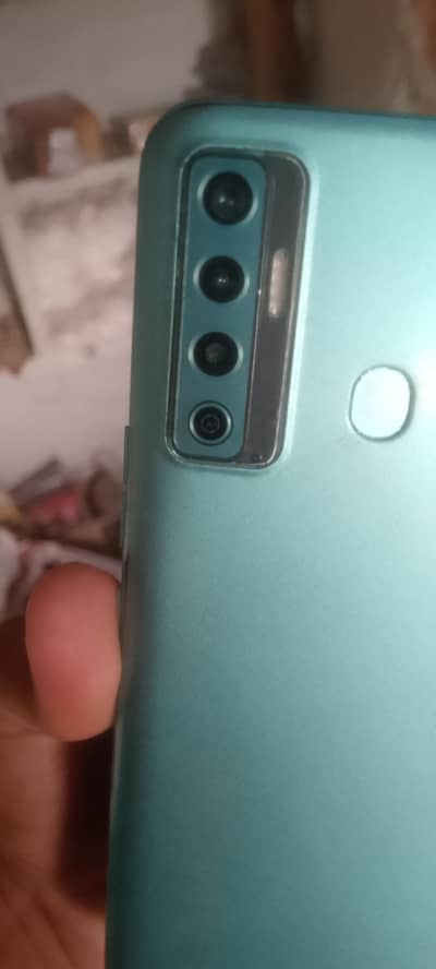 Tecno Camon 17 vs infnix smart8 dono seal contacts 0303.71. 91.219