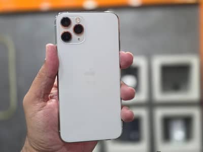 iPhone 11pro PTA approved with boxMy WhatsAppO335/69/14/573