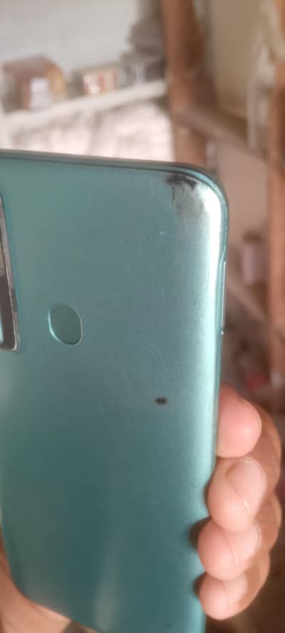 Tecno Camon 17 vs infnix smart8 dono mobile seal cont 0303.71. 91.219