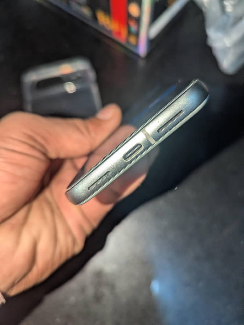 Google Pixel 8 0