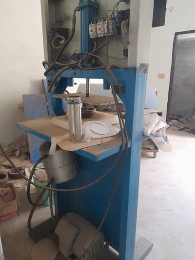 Disposable Plate Machine