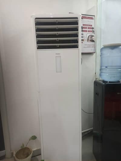 Haier floor standing 2 ton non inverter Working condition