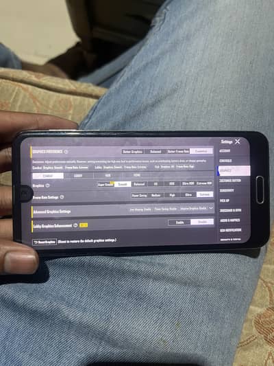 Aquos r2