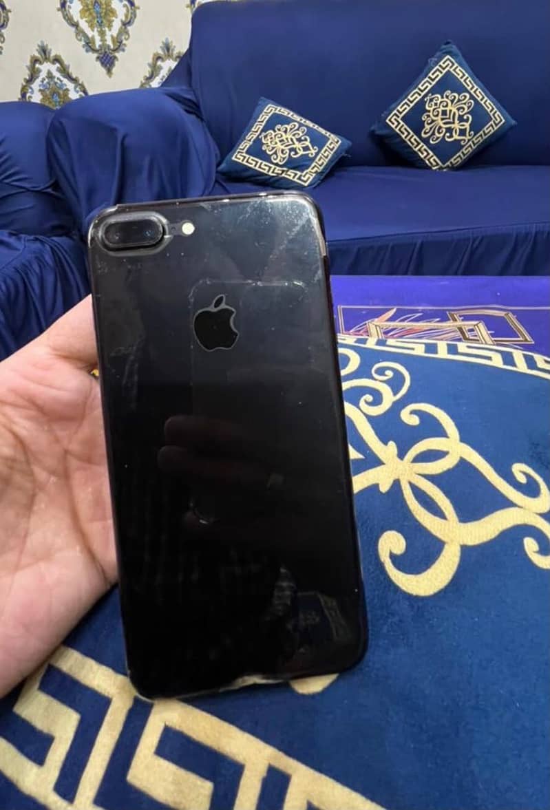 Apple iPhone 7 Plus 0