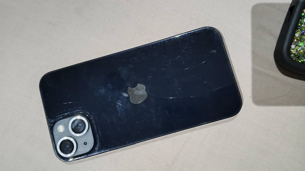 Apple iPhone 13 2