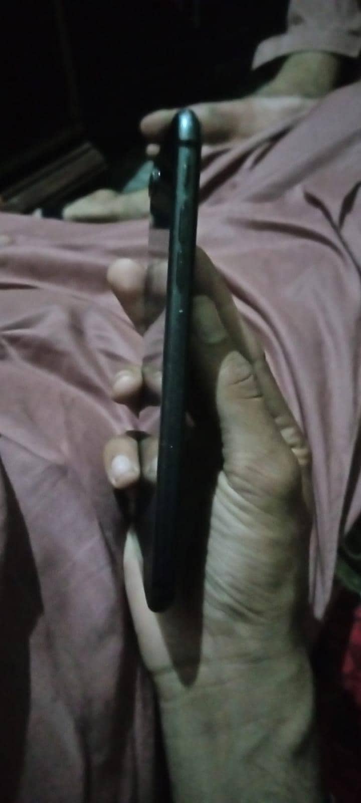 Apple iPhone 8 Plus 1