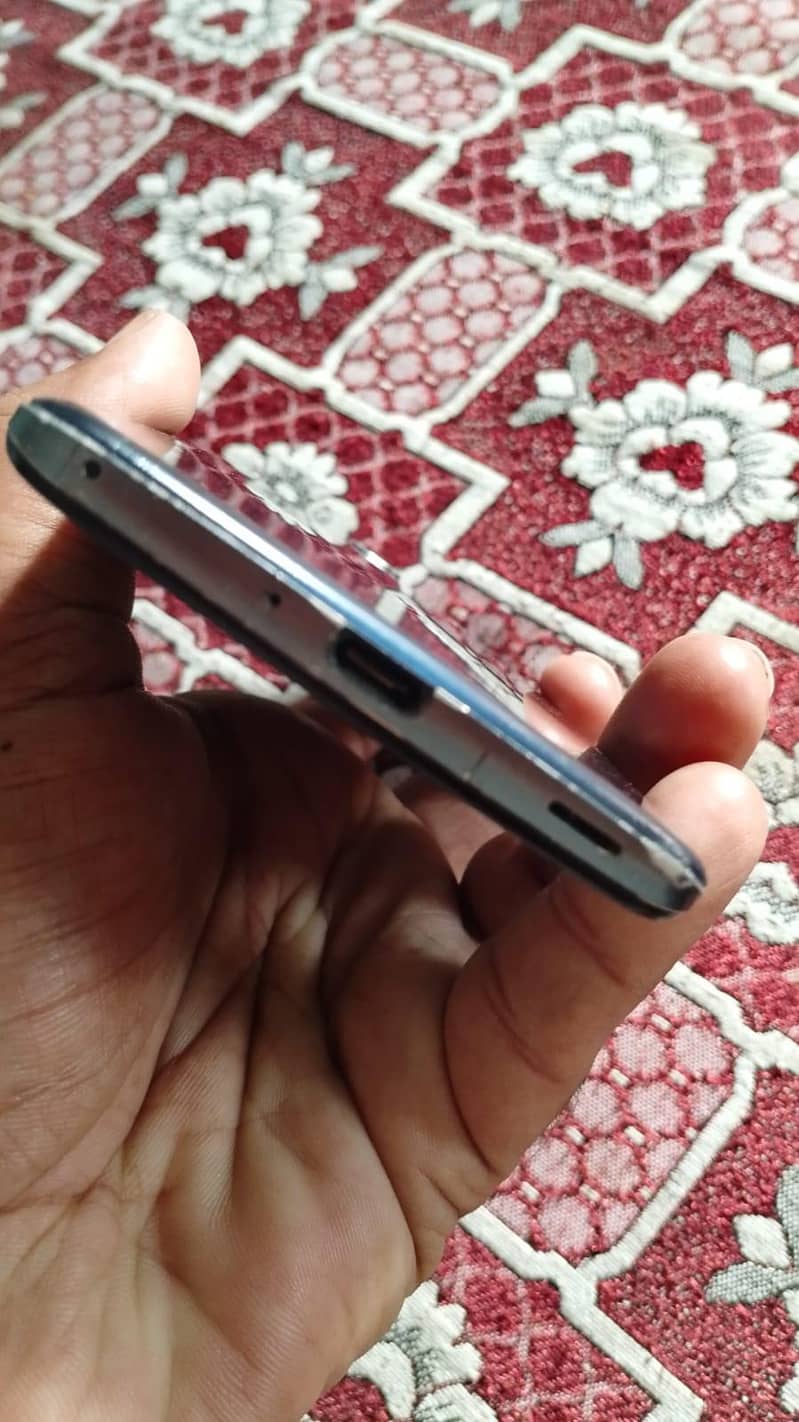 Sharp Aquos Zero 2 2
