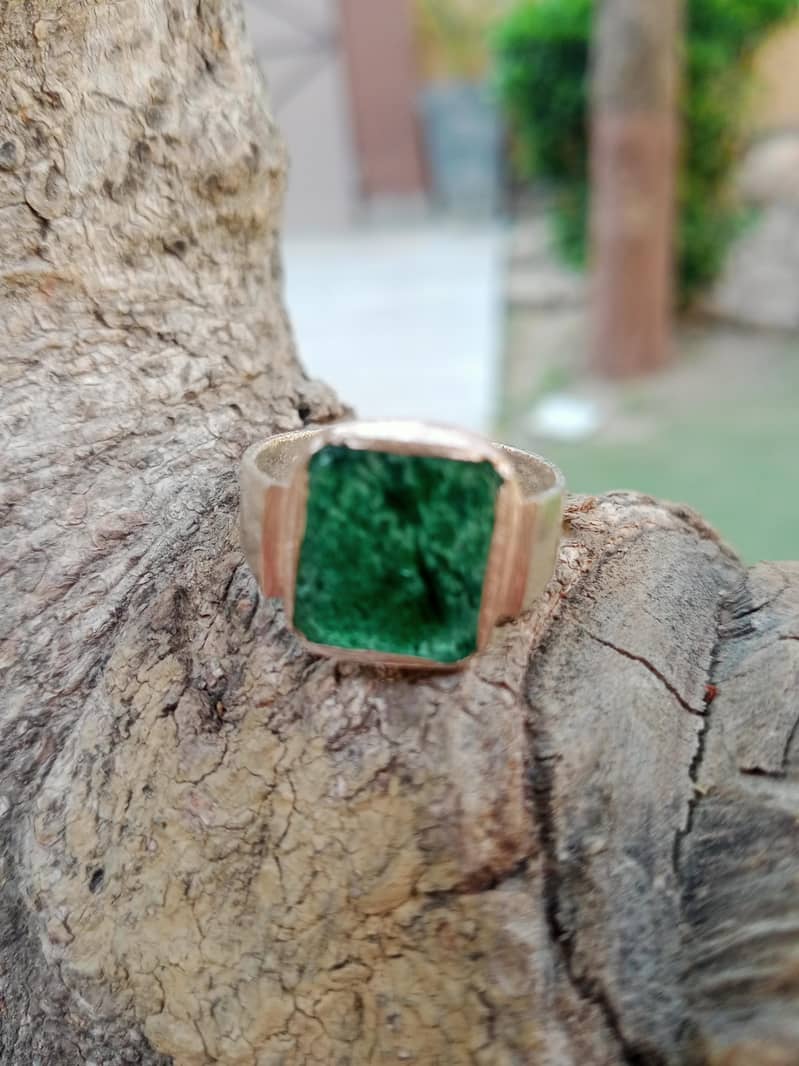 Emerald Ring 0