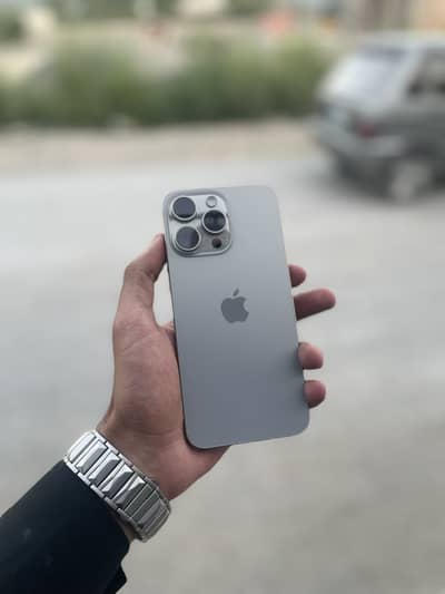 Apple iPhone 15 Pro Max