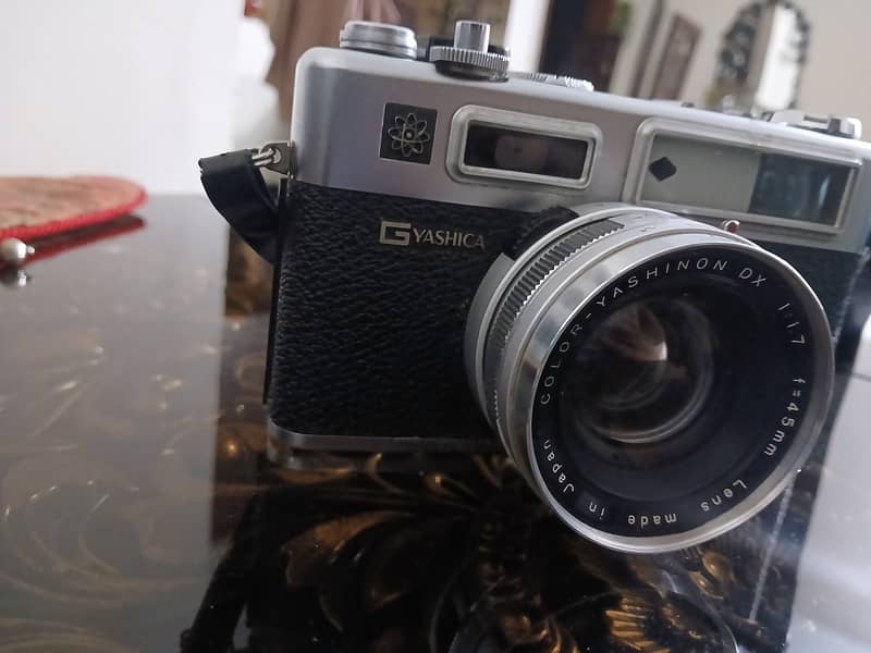 Stylish Iconic Camera 6