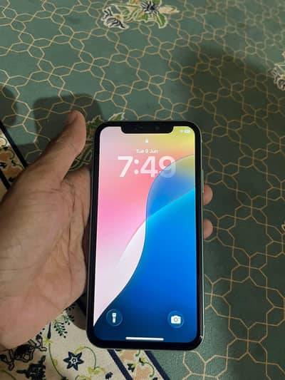 Apple iPhone 11