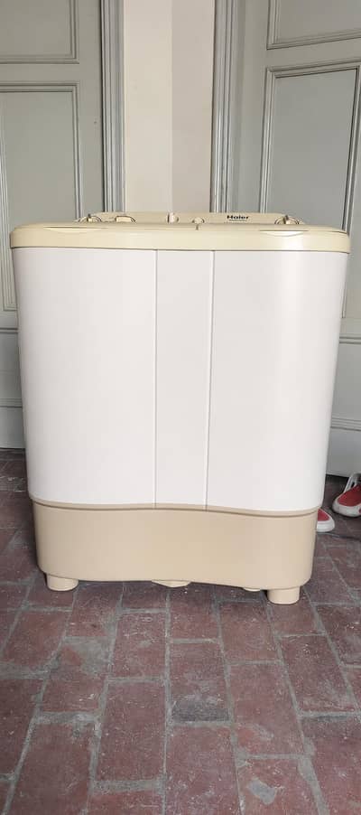 Haier 8KG Twin Tub Semi-Automatic Washing machine ph: 030069/1/2/8/1/8