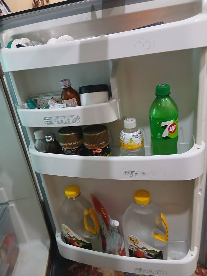 orient fridge 2