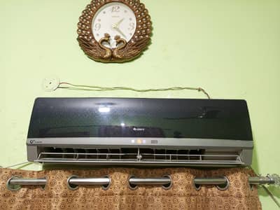 Gree G10 inverter 1 ton heat and cool,   03235100342,