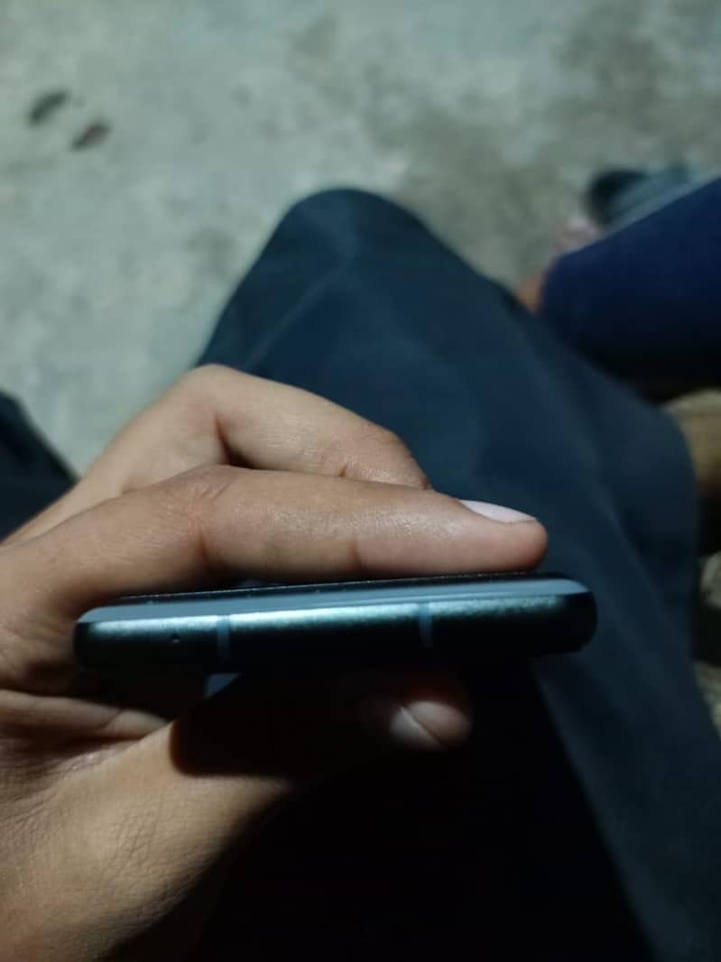 Google Pixel 6a 4