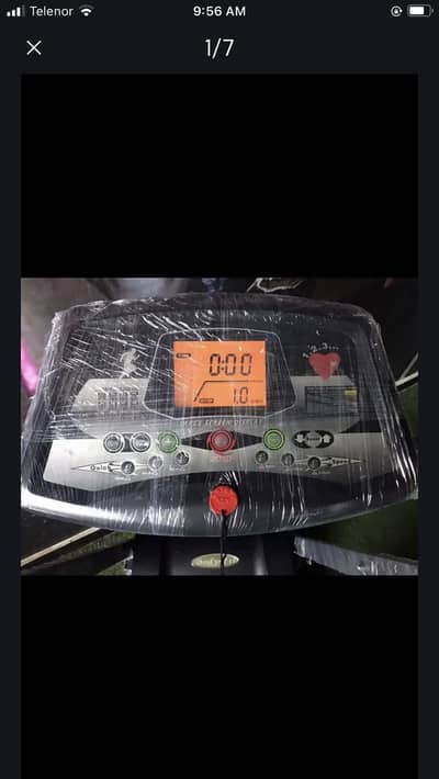 Tradmill Machine in working n good condition.