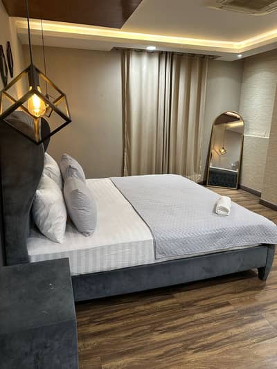 03 Bed Apartment Gold Crest DHA Ph-4 per day rent