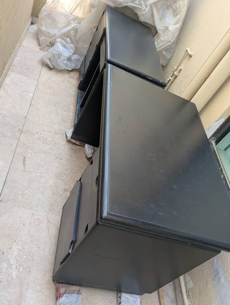 02 Computer/ Office Tables 1