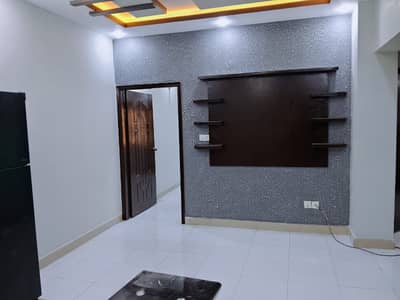 Just Like New 400 Square Yards, West Open ,Ground Floor Portion, With 4 Bed DD, 5 Washrooms &Amp; Car Parking Available For Rent In Prime Block 7, Gulistan-E-Johar Near KFC &Amp