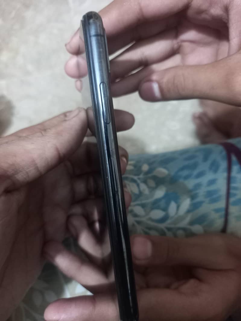Apple iPhone X 1