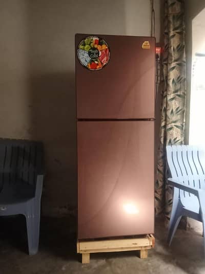 National Refrigerator 6230GD BRL For Sale