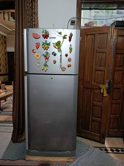 Kenwood fridge grey colour