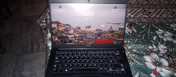 Dell 7390