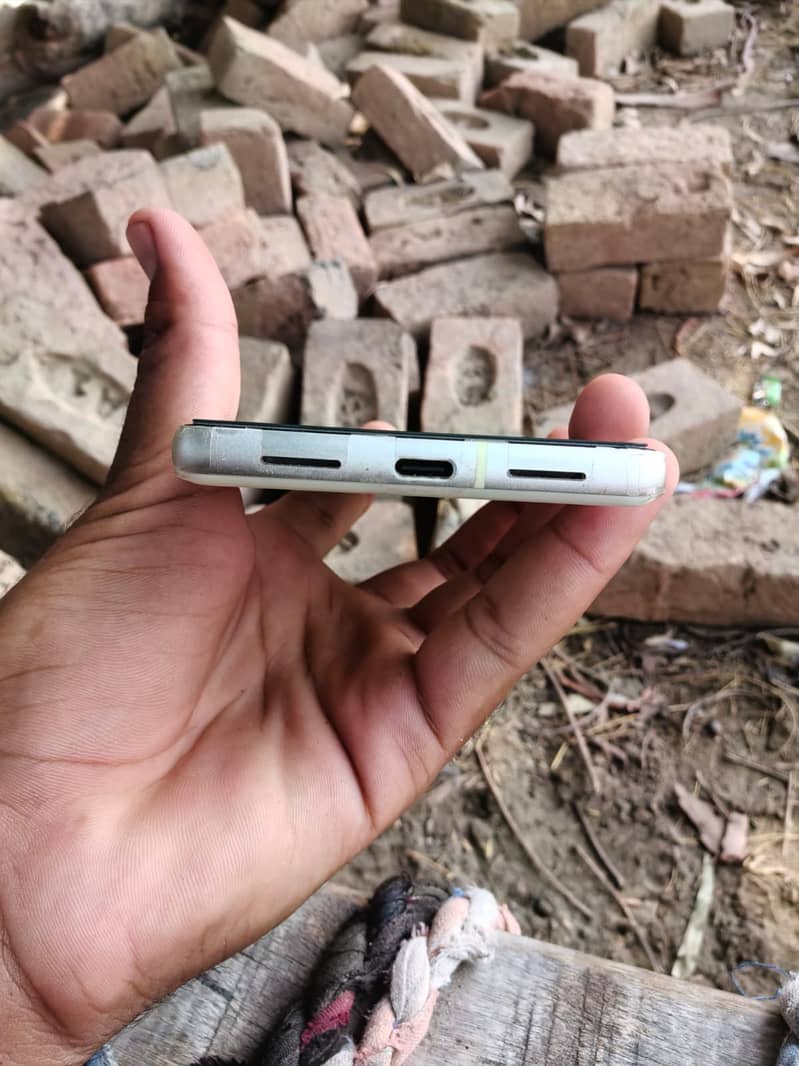 Google Pixel 7 2