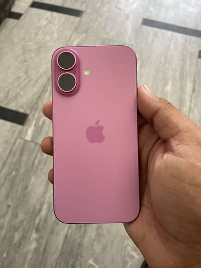 Apple iPhone 16