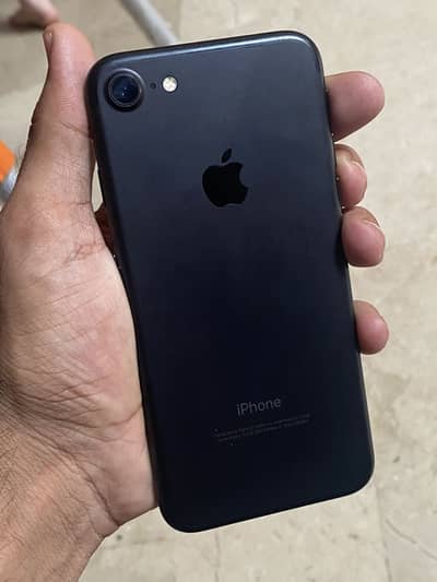 Apple iPhone 7