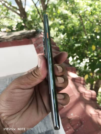 Tecno CAMON 40 Pro