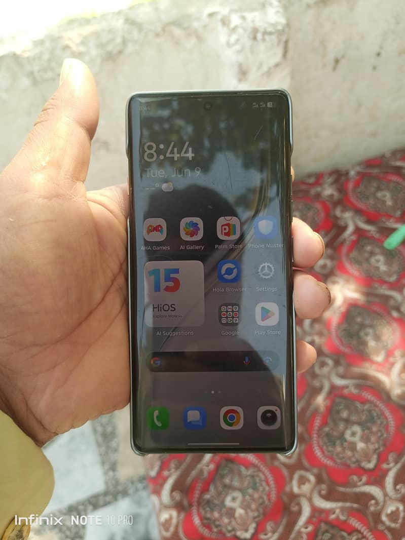 Tecno CAMON 40 Pro 3