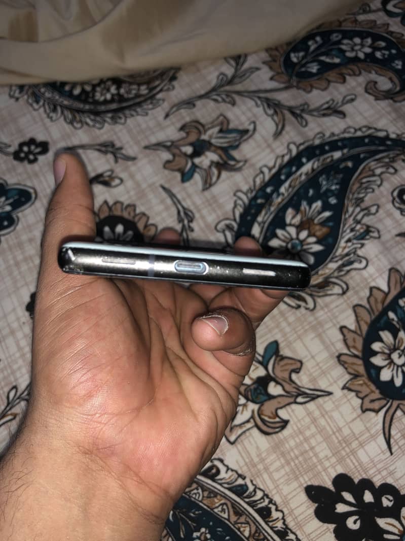 Google Pixel 6a 4