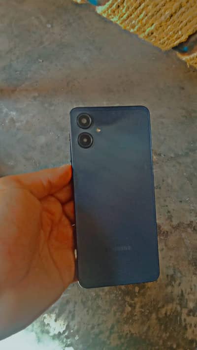 Samsung Mobile A06