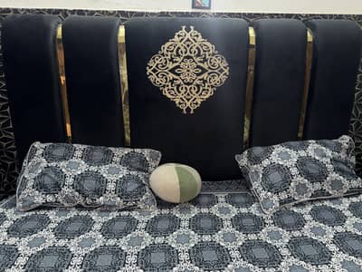 Bed  Dressing Table