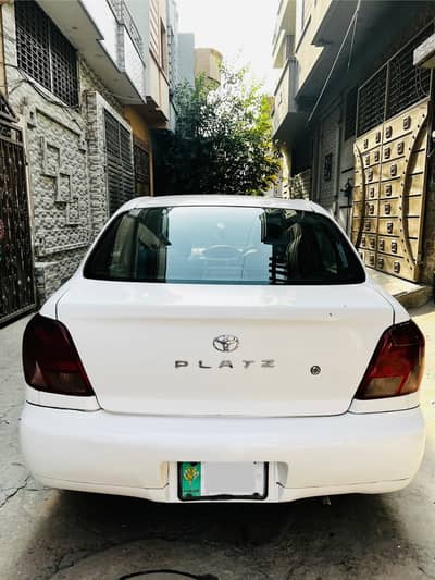 Toyota Platz 2001