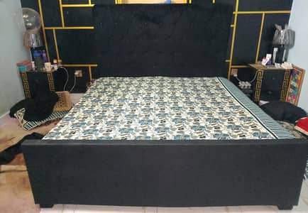 king bed with medicated mattress
