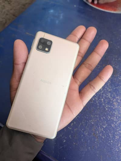 Sharp Aquos Sense 5g