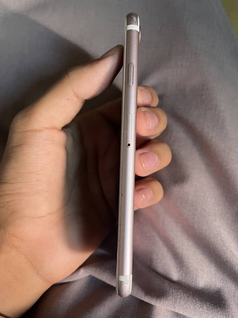 Apple iPhone 7 5