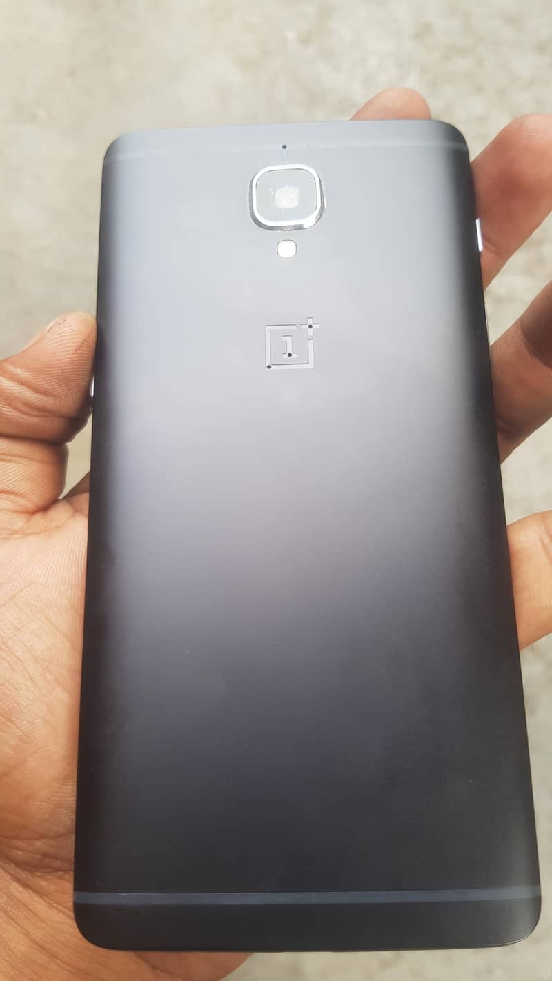 One Plus 3T 1