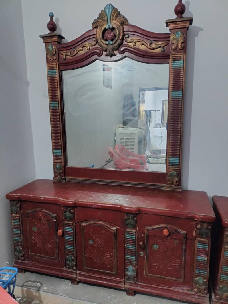 Dressing Table 0