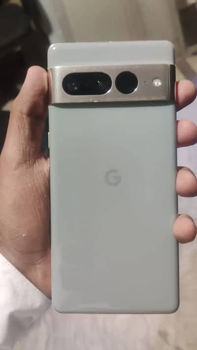 Google Pixel 7 Pro 12GB 128GB (LOCATION PAKPATTAN)