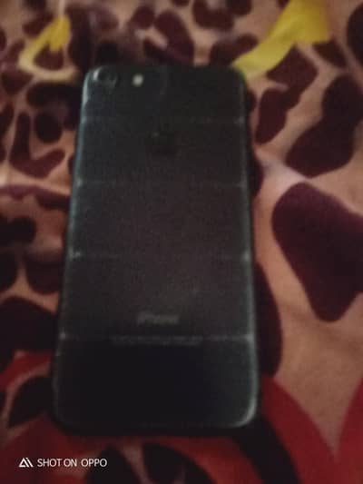 Apple iPhone 7