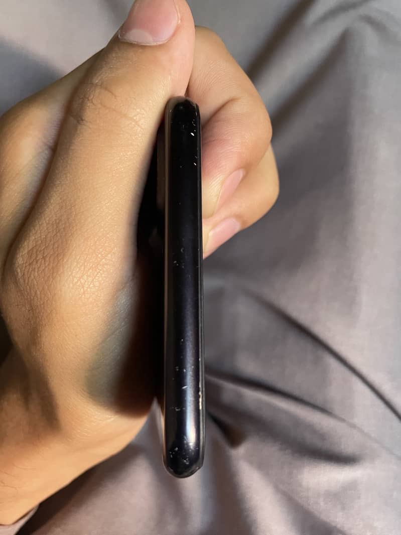 Apple iPhone 7 Plus 3
