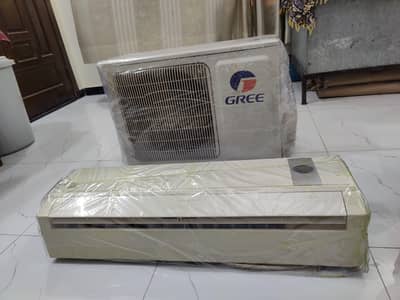 GREE 1.5 TON AIR CONDITIONER EXCELLENT CONDITION