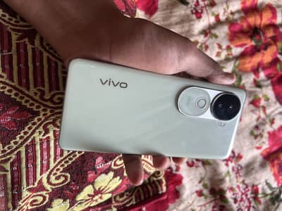 Vivo V40e