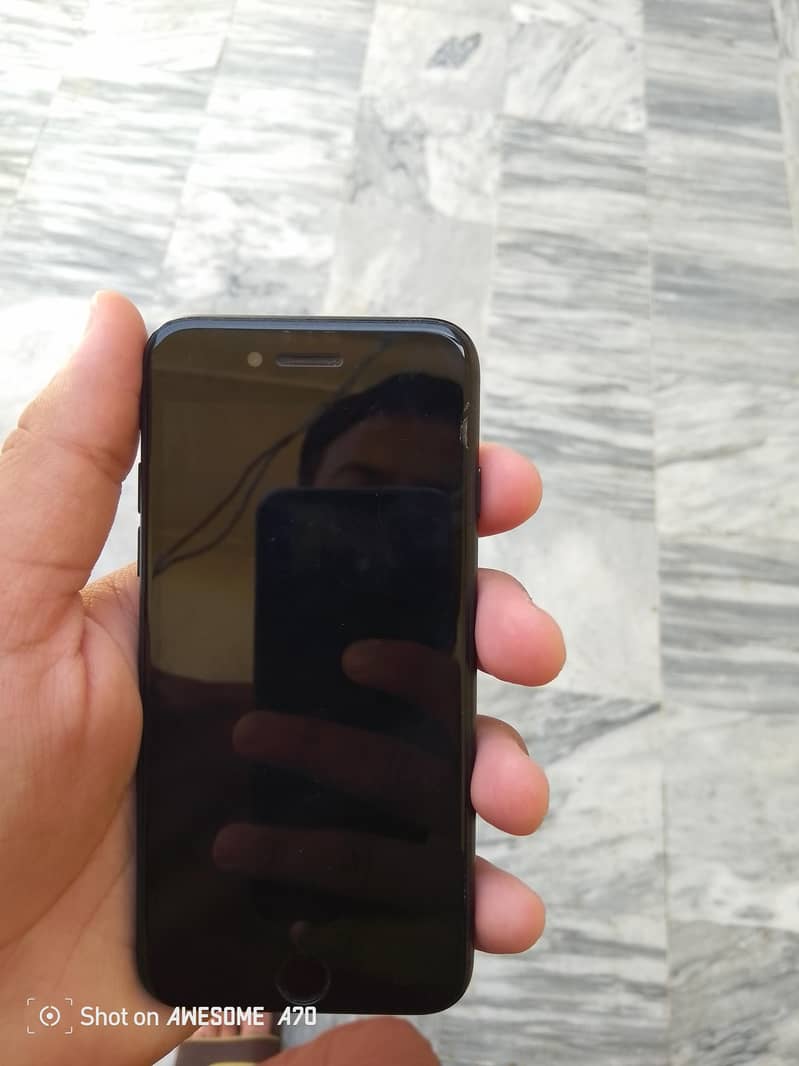 Apple iPhone 7 5